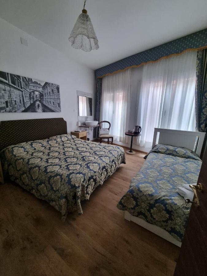 Albergo Casa Peron Venice Luaran gambar