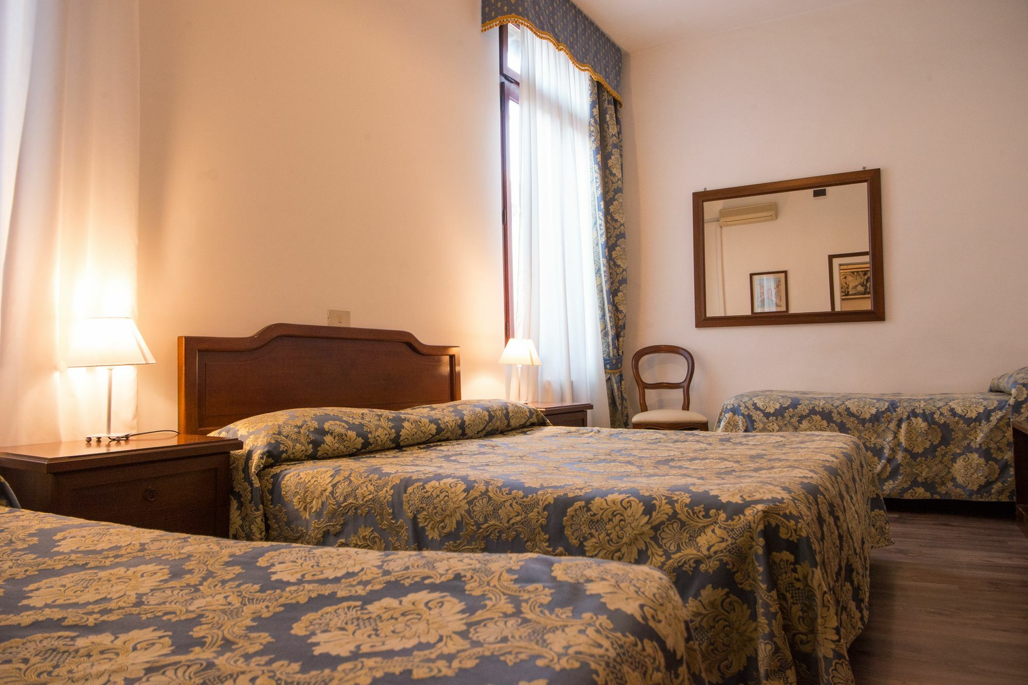 Albergo Casa Peron Venice Luaran gambar